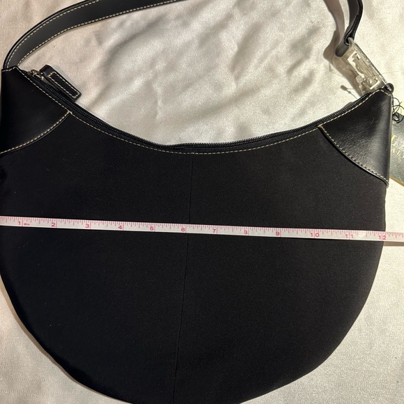 Lauren Ralph Lauren NWT Black Hobo Handbag was $88 - Picture 8 of 10